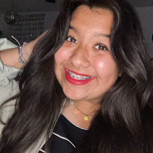 Meet your Posher, Lezly